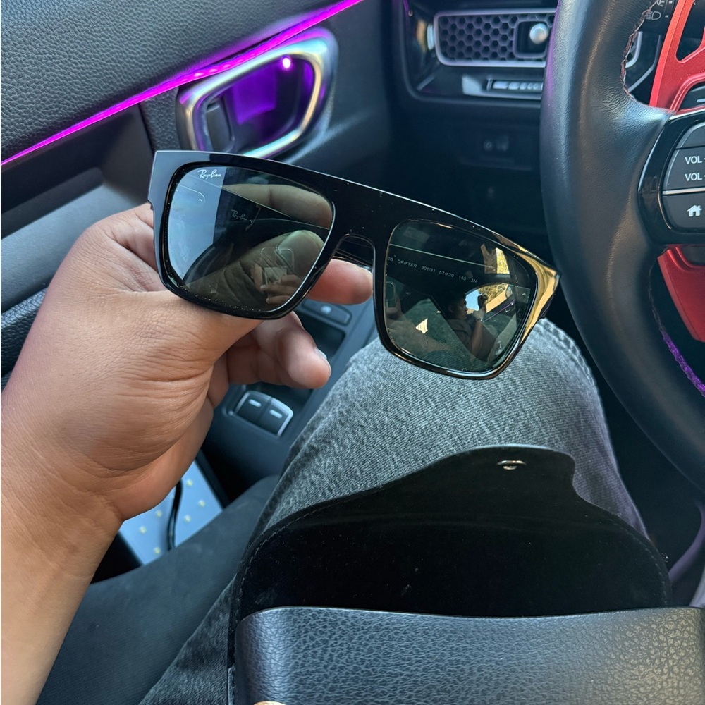 Ray-Ban Classic Black Sunglasses